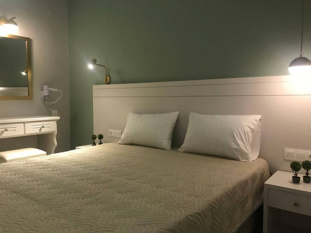 George Deluxe Apartments Stalida Zewnętrze zdjęcie